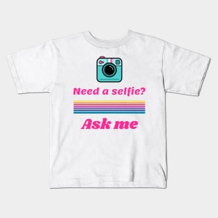 Offering my Selfie Services Kids T-Shirt